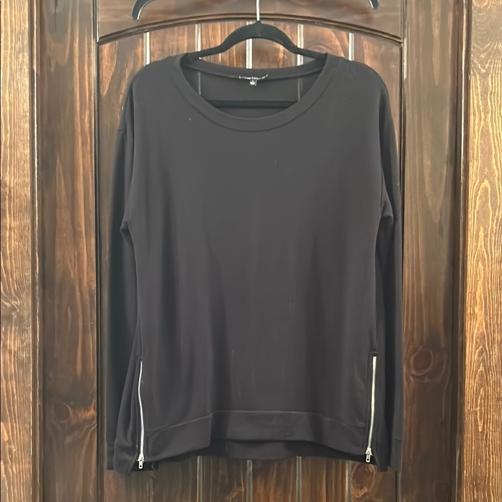 Pink Clover Black Relaxed Crew Neck Long Sleeve Sweatshirt